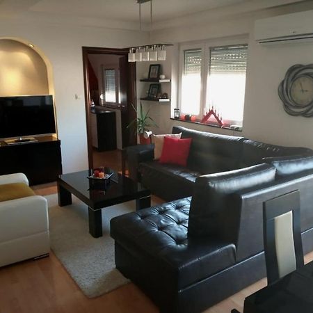 Brand New Apt In City Center Bitola Exteriör bild